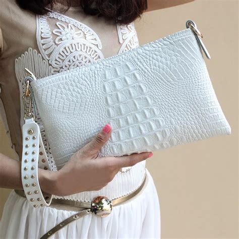 designer clutch handbags.